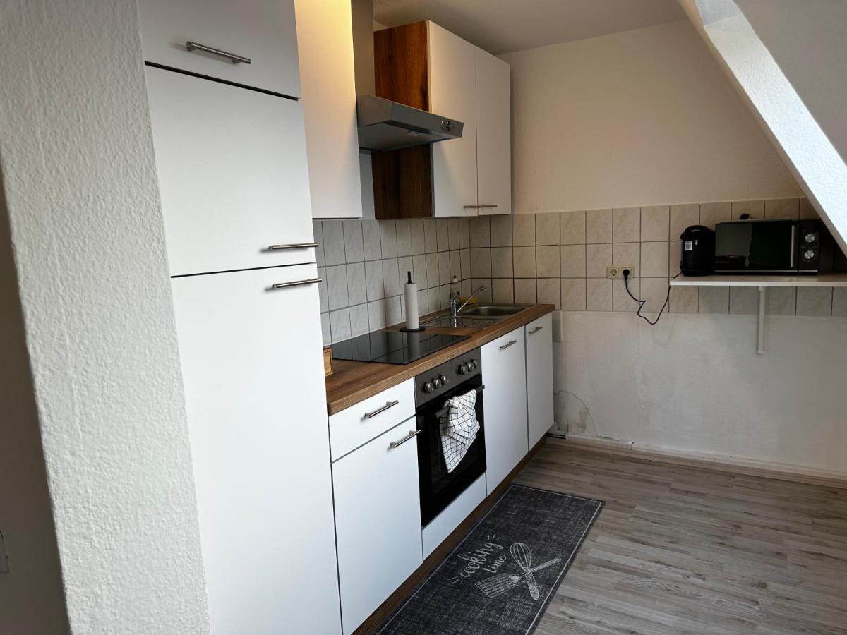 A&V Apartments Schoene Dachgeschoss Wohnung Apt Sterne เกลเซนเคียร์เคน ภายนอก รูปภาพ